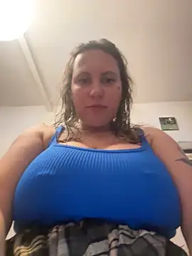 Yanacool007 online show from November 18, 2025, 2:31 pm