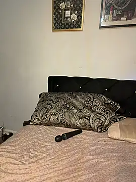 Gripperke00 online show from April 26, 2026, 9:12 pm