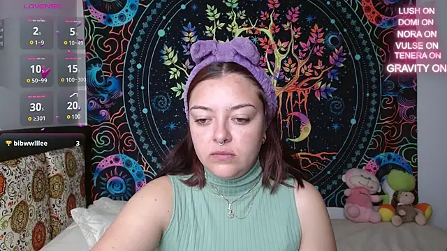 charlott 3 online show from February 1, 2025, 4:43 pm