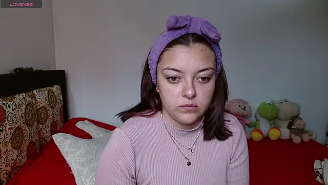 charlott 3 online show from January 25, 2025, 5:08 pm