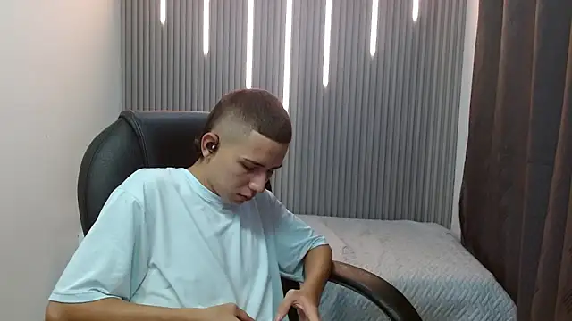 JackSwan18 online show from March 12, 2026, 2:21 pm