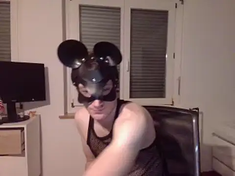 Snapshot of Angelbunn chatting on February 9, 2025, 12:17 am Angelbunn online show from February 9, 2025, 12:17 am