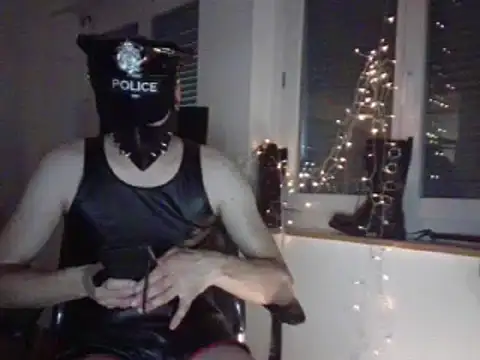 Snapshot of Angelbunn chatting on February 25, 2025, 6:14 am Angelbunn online show from February 25, 2025, 6:14 am