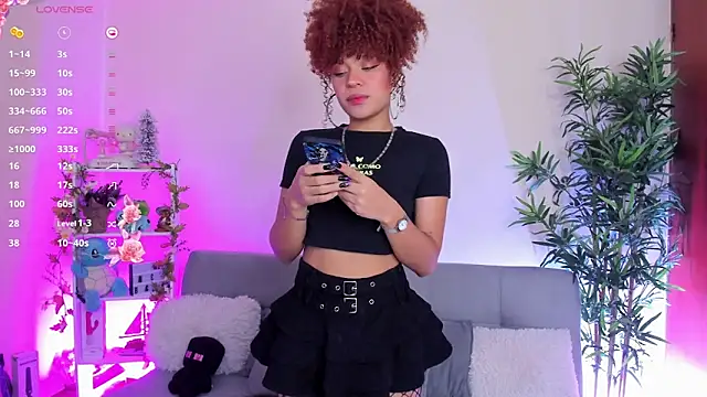 natty romanof 18 online show from February 28, 2025, 12:31 pm