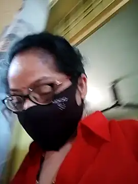 Snapshot of heenage chatting on March 1, 2026, 9:42 am heenage online show from March 1, 2026, 9:42 am