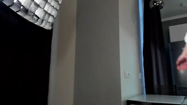 Snapshot of Emma_Flin chatting on January 26, 2025, 11:06 am Emma Flin online show from January 26, 2025, 11:06 am