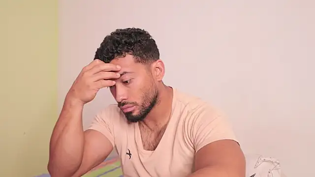 freddsexxx online show from October 27, 2025, 2:07 pm