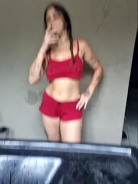 Snapshot of luuhcat09 chatting on February 5, 2026, 2:46 pm luuhcat09 online show from February 5, 2026, 2:46 pm