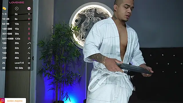 jordan mayers02 online show from February 19, 2026, 11:07 am