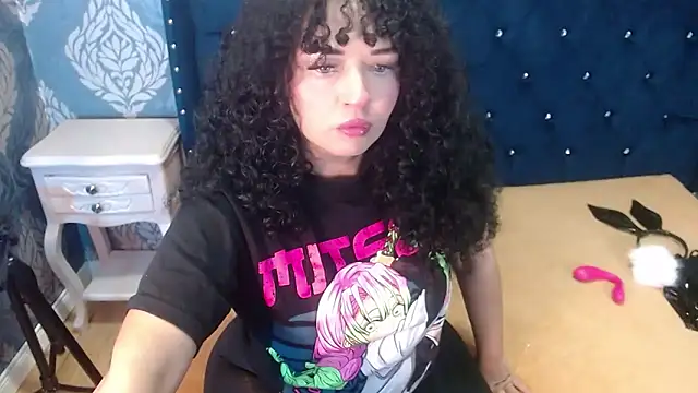 Sofiacowperx online show from February 26, 2026, 1:11 pm