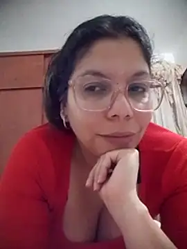Carliina Soussa online show from June 26, 2026, 10:37 pm