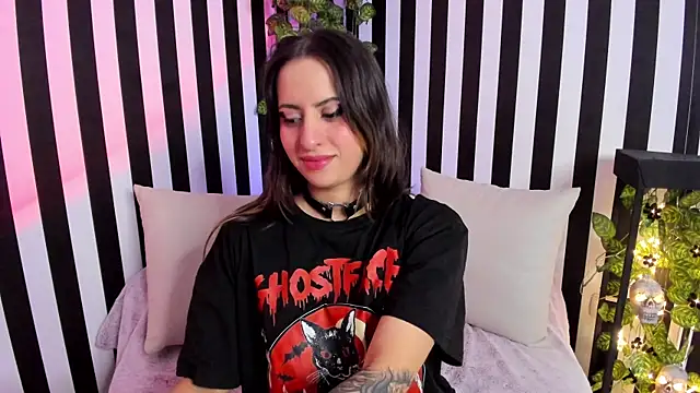 liz goth online show from May 29, 2026, 2:12 pm