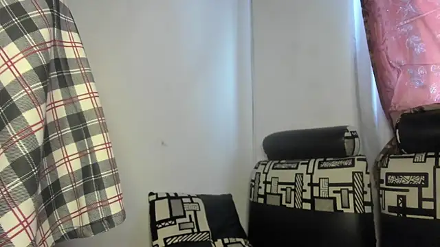 Snapshot of Nathaly_love96 chatting on June 27, 2026, 10:16 pm Nathaly love96 online show from June 27, 2026, 10:16 pm