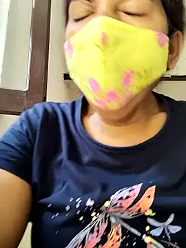 Snapshot of illay_love chatting on September 19, 2025, 7:01 am illay love online show from September 19, 2025, 7:01 am
