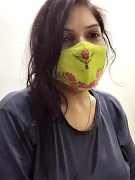 Snapshot of illay_love chatting on March 11, 2025, 7:58 pm illay love online show from March 11, 2025, 7:58 pm