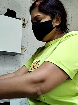 illay love online show from December 1, 2025, 6:36 am