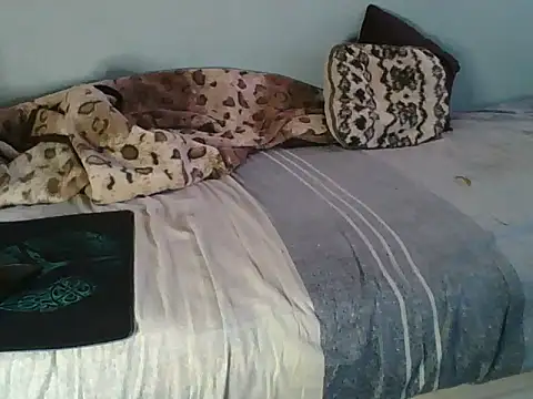 Horny208 online show from November 7, 2025, 3:27 pm