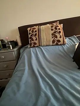 maturemale2024 online show from April 12, 2026, 6:11 pm