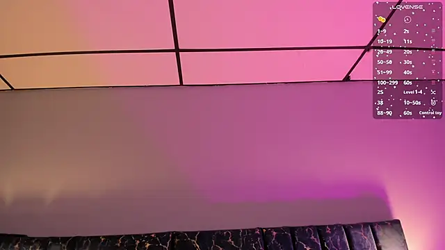 Sophia Lemos online show from September 14, 2025, 6:30 pm