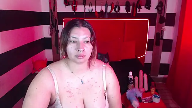 Snapshot of Lava_Vulcain chatting on September 23, 2025, 3:19 pm Lava Vulcain online show from September 23, 2025, 3:19 pm