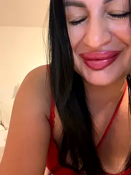 Helena7077 online show from September 25, 2025, 11:11 pm