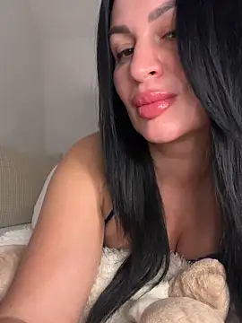 Helena7077 online show from November 23, 2025, 10:09 pm