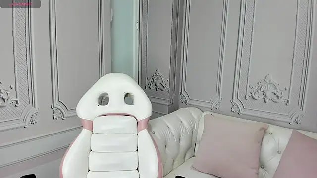 Snapshot of jazmin_goddes_ chatting on December 28, 2024, 2:22 am jazmin goddes online show from December 28, 2024, 2:22 am