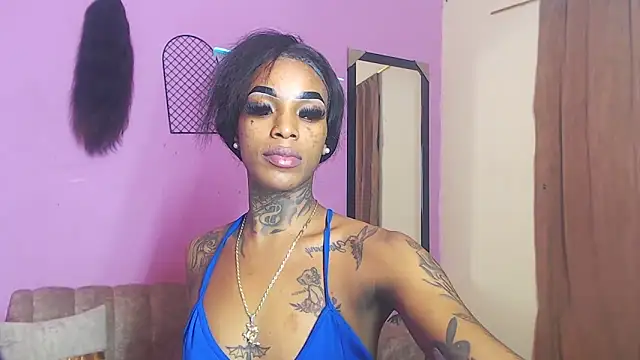 Snapshot of badgirls_cx chatting on September 28, 2025, 10:17 pm badgirls cx online show from September 28, 2025, 10:17 pm