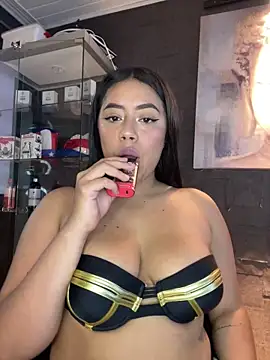 Snapshot of ElaaPerez chatting on October 26, 2025, 5:46 pm ElaaPerez online show from October 26, 2025, 5:46 pm