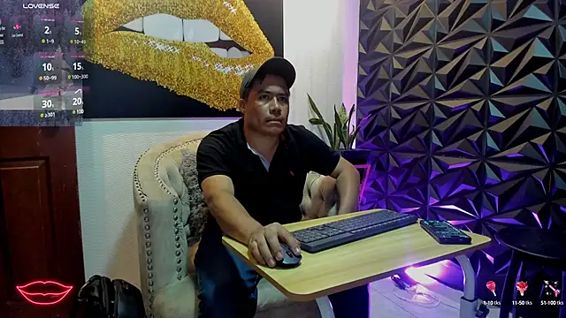 Snapshot of Jhonatan_Morales_S chatting on February 4, 2025, 7:55 pm Jhonatan Morales S online show from February 4, 2025, 7:55 pm