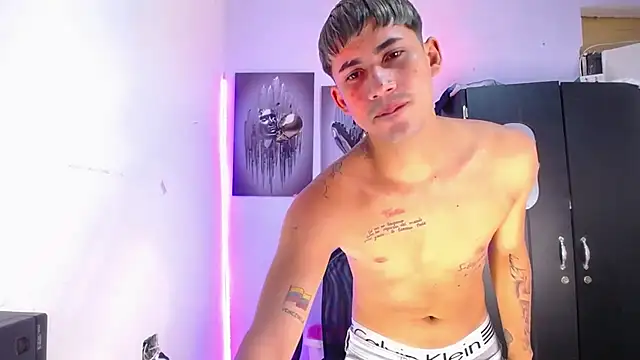 boy latino sex online show from November 14, 2025, 9:57 am