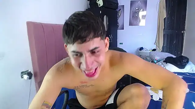 Snapshot of boy_latino_sex chatting on September 30, 2025, 7:31 pm boy latino sex online show from September 30, 2025, 7:31 pm