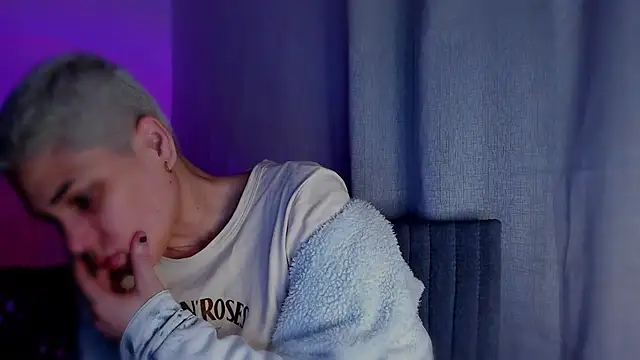 Snapshot of Charlee_pink chatting on February 22, 2026, 8:54 pm Charlee pink online show from February 22, 2026, 8:54 pm