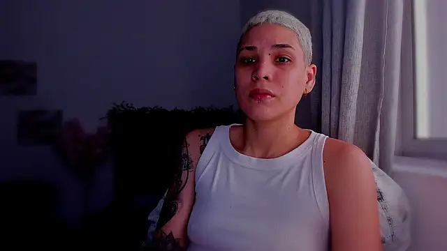 Snapshot of Charlee_pink chatting on February 24, 2026, 4:41 pm Charlee pink online show from February 24, 2026, 4:41 pm