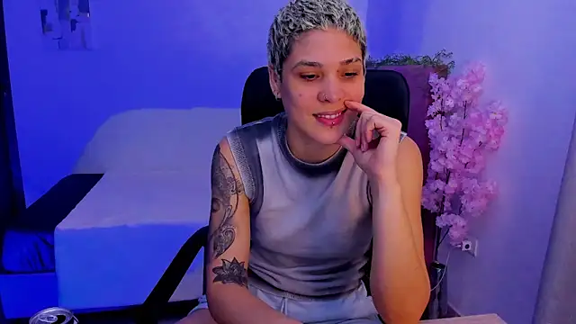 Charlee pink online show from November 2, 2025, 11:54 pm