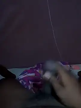 Snapshot of walkollanew99 chatting on February 14, 2025, 8:31 am walkollanew99 online show from February 14, 2025, 8:31 am