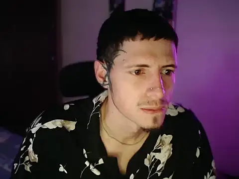 Jamesss   online show from November 27, 2025, 9:37 pm