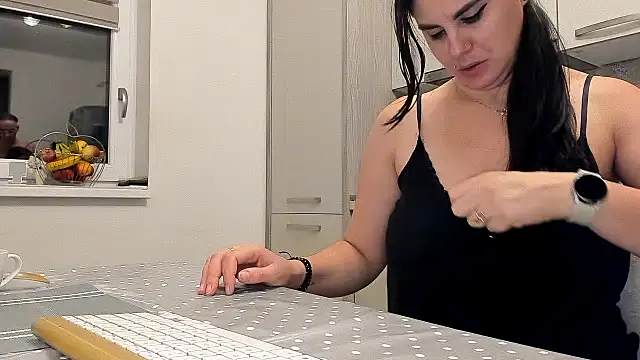 cuplu29 online show from October 9, 2025, 9:15 pm