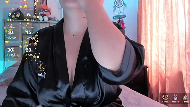 Snapshot of brianaGuzman chatting on November 10, 2025, 4:45 pm brianaGuzman online show from November 10, 2025, 4:45 pm