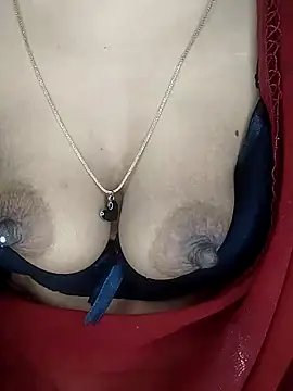 baby soni78690 online show from March 14, 2025, 4:51 pm