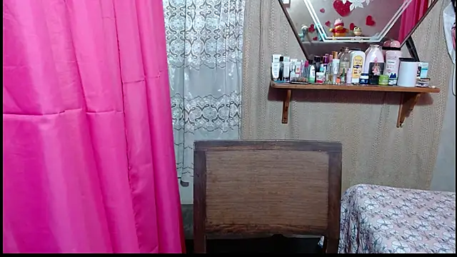 Lunawillis online show from January 8, 2026, 7:09 pm