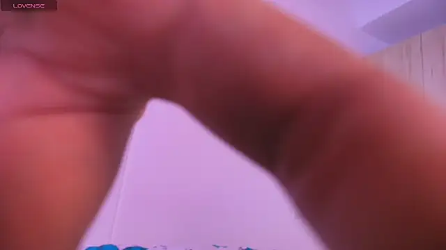 irantzu hank online show from April 23, 2026, 7:26 pm