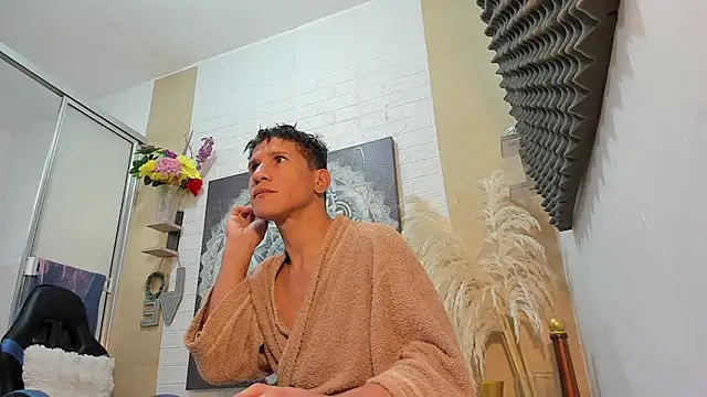 nakedfoam1 online show from February 1, 2026, 2:37 pm