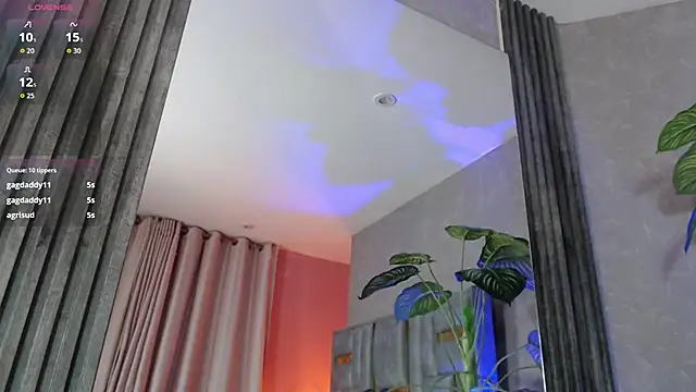 Snapshot of Bianca_ks chatting on February 3, 2026, 6:22 am Bianca ks online show from February 3, 2026, 6:22 am