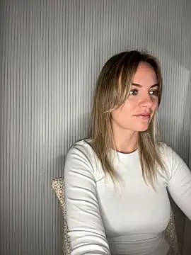 Milla  one online show from October 13, 2025, 4:47 am