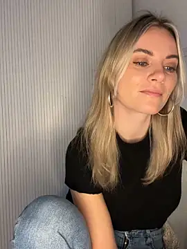 Milla  one online show from December 19, 2025, 10:06 am