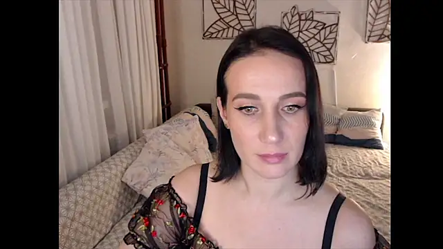 pepper milf online show from February 11, 2026, 2:39 pm