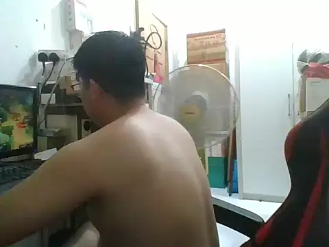 Snapshot of shyboymasturbation chatting on January 22, 2025, 3:51 pm shyboymasturbation online show from January 22, 2025, 3:51 pm