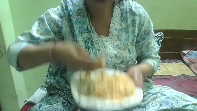 couplesuni online show from March 13, 2026, 9:25 am