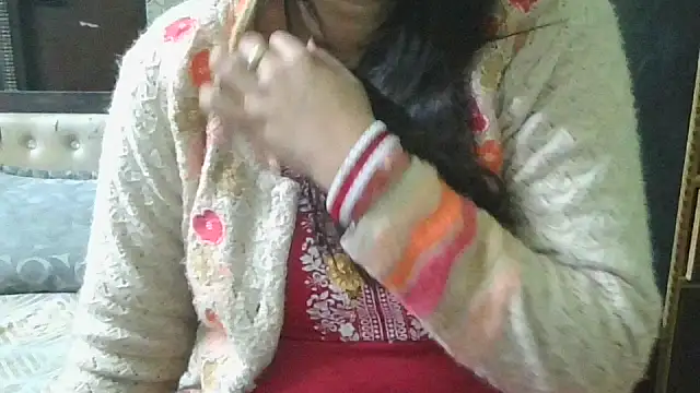 couplesuni online show from December 1, 2025, 5:19 am